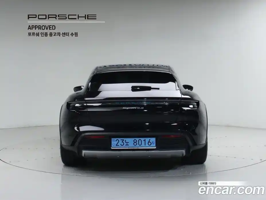Porsche Taycan 2025 гидро в Москве № 1011837, фото 4