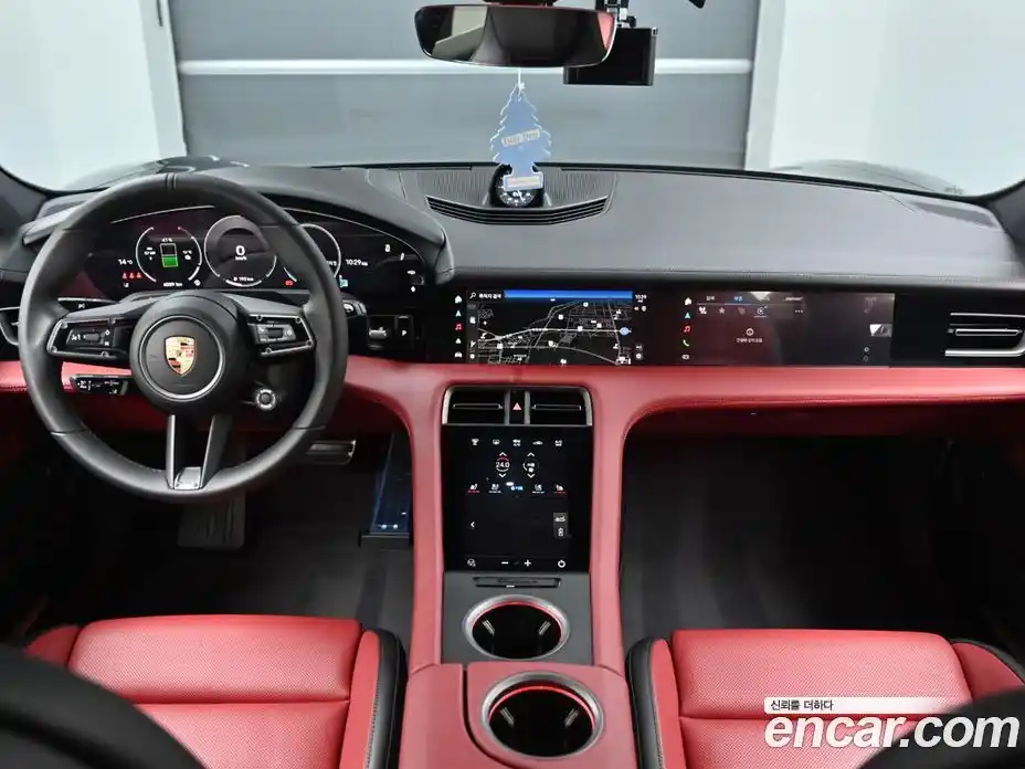 Porsche Taycan 2025 гидро в Москве № 1011837, фото 7
