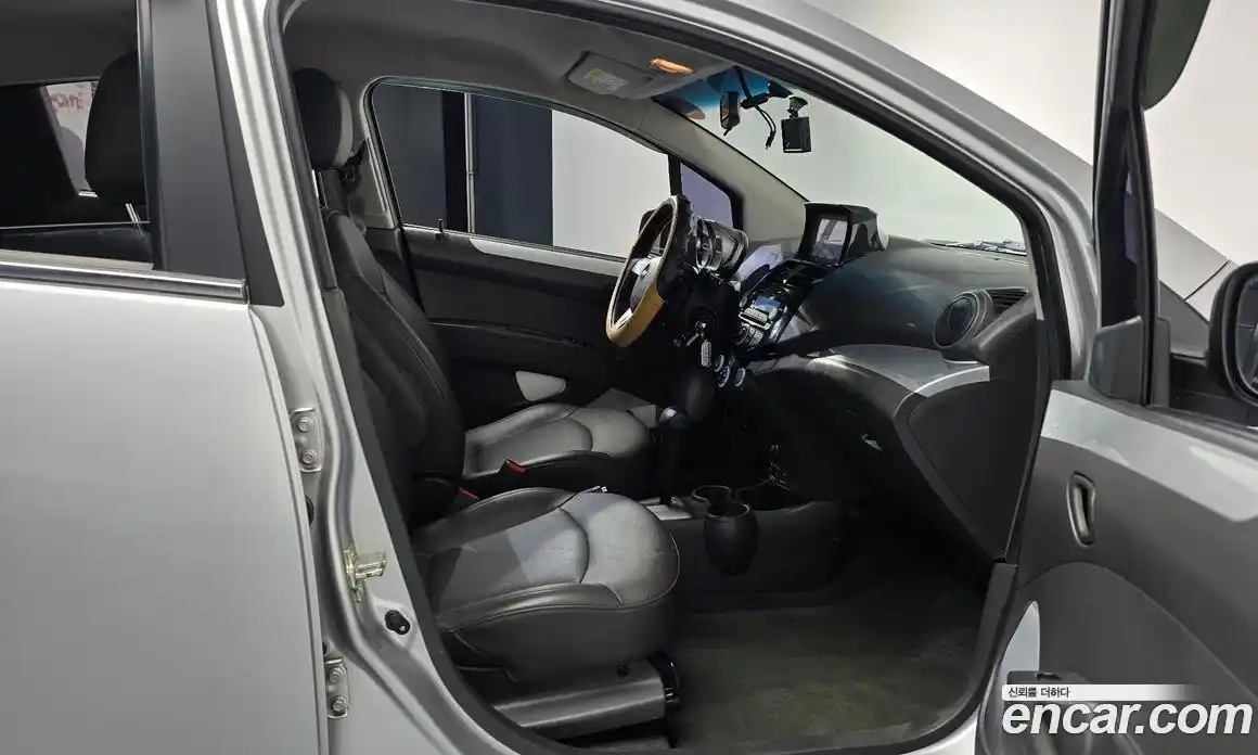 Chevrolet Spark 2013 1.0 гидро в Москве № 1011909, фото 11