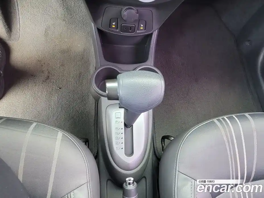 Chevrolet Spark 2013 1.0 Автомат в Москве № 1012450, фото 9