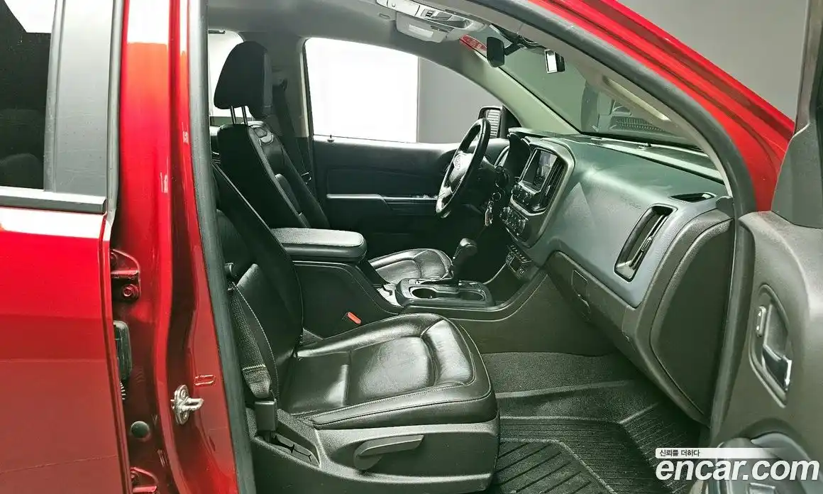 Chevrolet Colorado 2020 3.6 Автомат в Москве № 1012565, фото 10