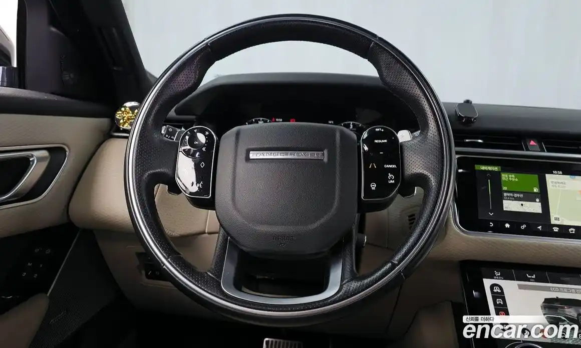 Land Rover Range-Rover Velar 2017 3.0 гидро в Москве № 1013455, фото 13