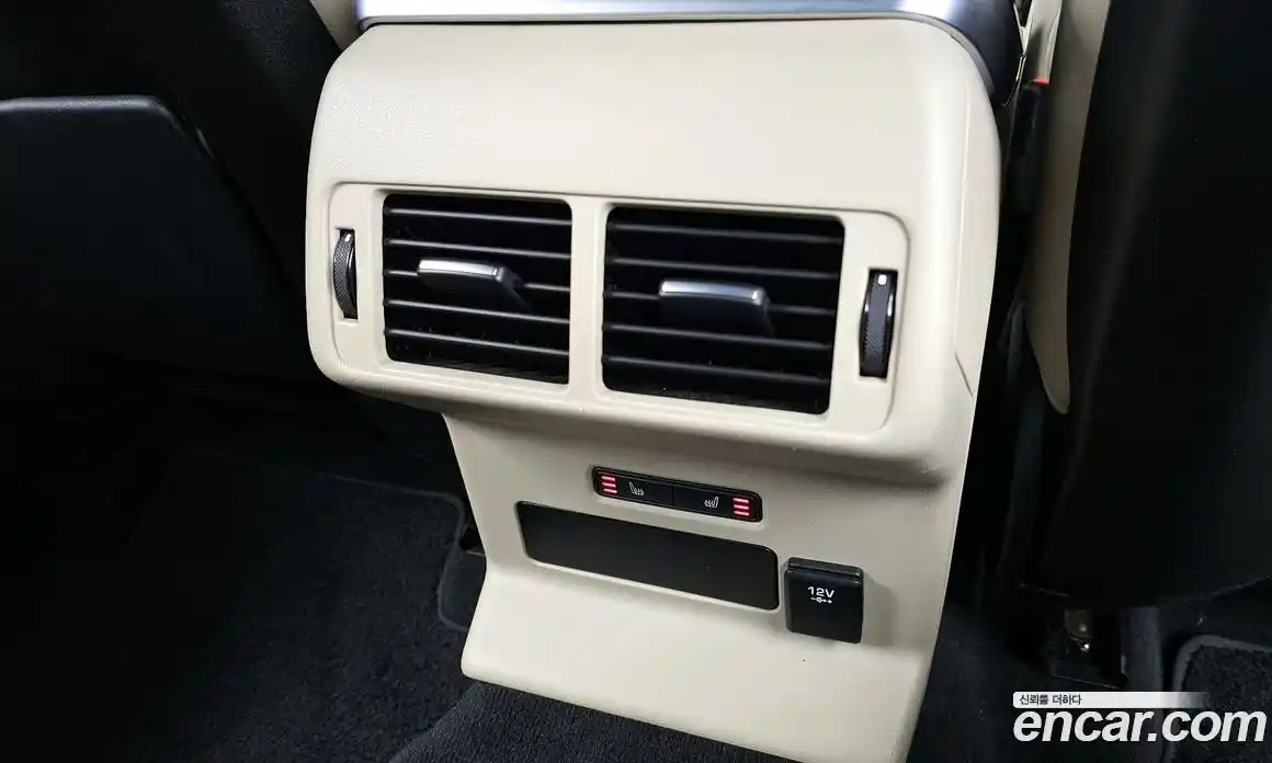 Land Rover Range-Rover Velar 2017 3.0 гидро в Москве № 1013455, фото 19