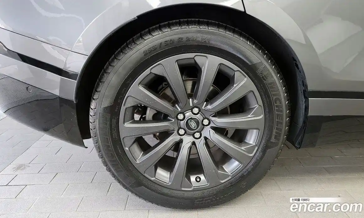 Land Rover Range-Rover Velar 2017 3.0 гидро в Москве № 1013455, фото 5
