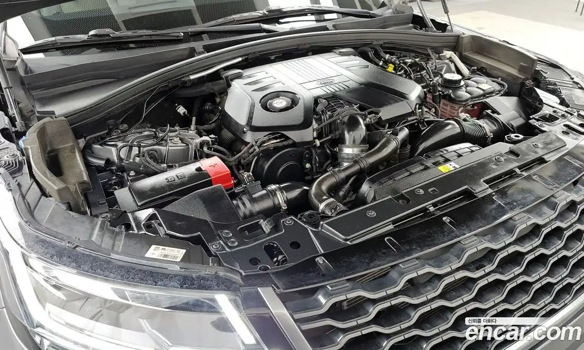 Land Rover Range-Rover Velar 2017 3.0 гидро в Москве № 1013455, фото 6