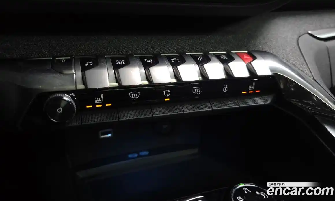 Peugeot 5008 2018 1.6 гидро в Москве № 1015851, фото 17