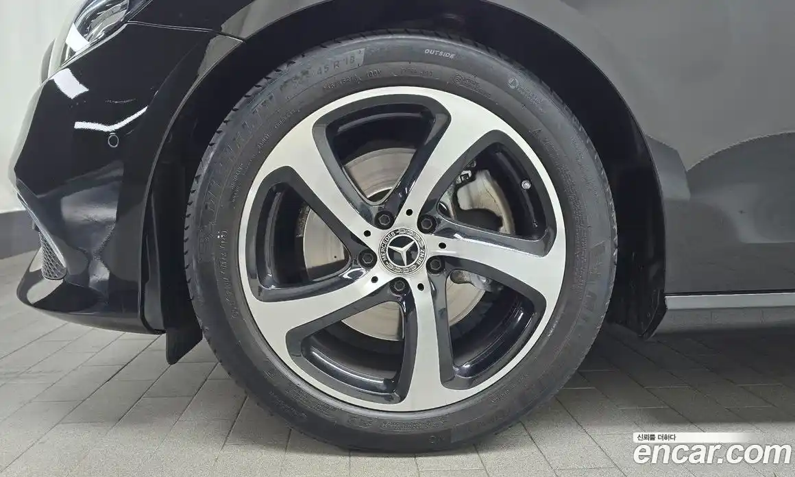 Mercedes-Benz E-Class 2020 2.0 гидро в Москве № 139020, фото 5