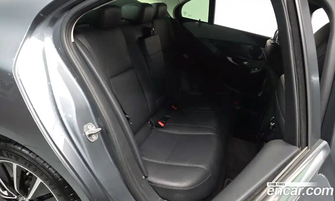 Mercedes-Benz C-Class 2019 2.0 гидро в Москве № 150867, фото 12