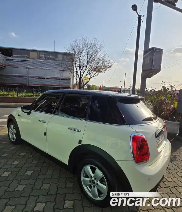 Mini Cooper 2017 1.5 гидро в Москве № 154918, фото 13