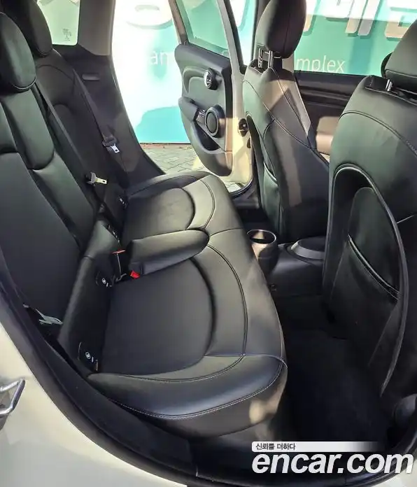Mini Cooper 2017 1.5 гидро в Москве № 154918, фото 15