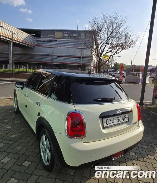 Mini Cooper 2017 1.5 гидро в Москве № 154918, фото 5