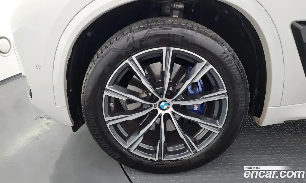 BMW X5 2024 3.0 гидро в Москве № 156055, фото 4