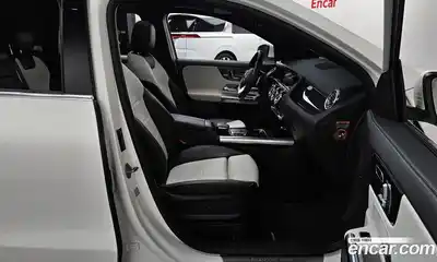 Mercedes-Benz GLA-Class 2022 2.0 гидро в Москве № 160372, миниатюра 11