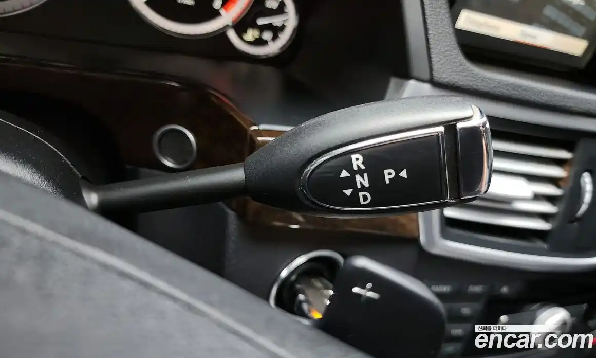 Mercedes-Benz E-Class 2012 1.8 гидро в Москве № 161804, фото 9