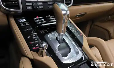 Porsche Cayenne 2011 3.6 гидро в Москве № 165535, миниатюра 9