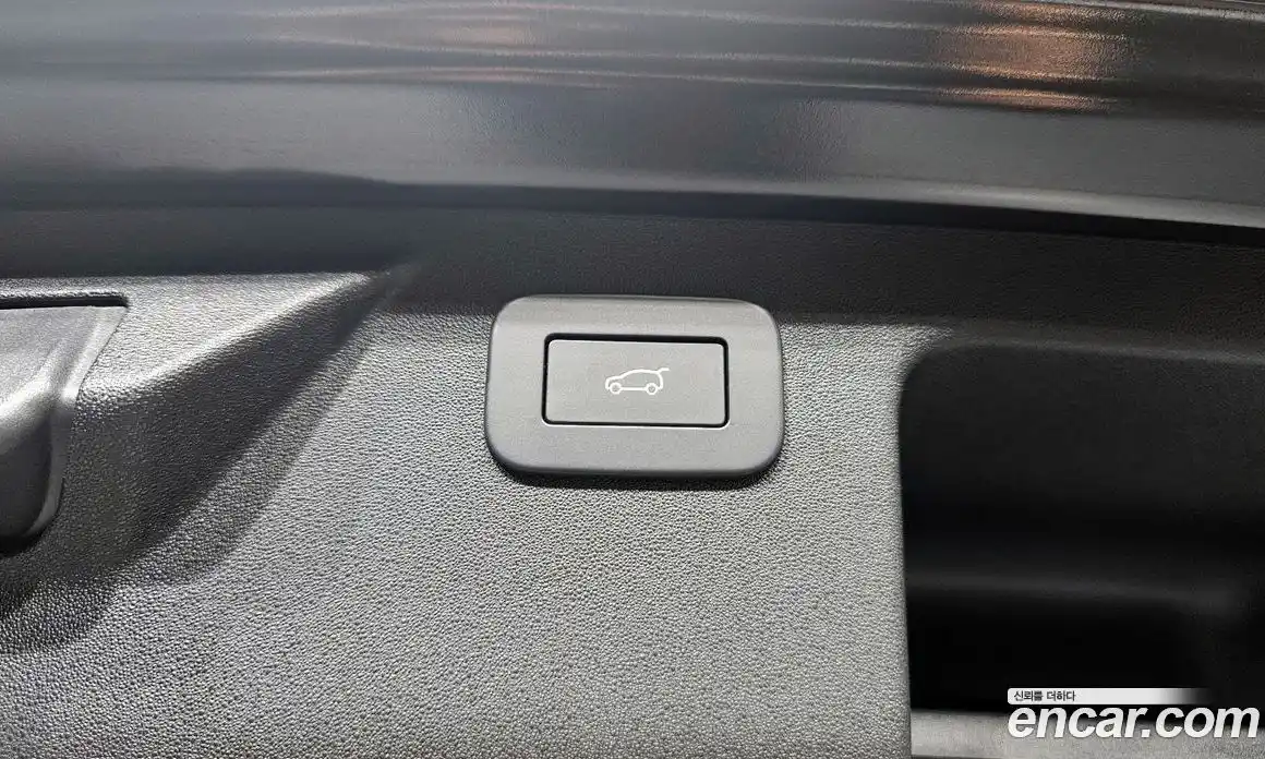 Land Rover Discovery Sport 2024 2.0 гидро в Москве № 166061, фото 18