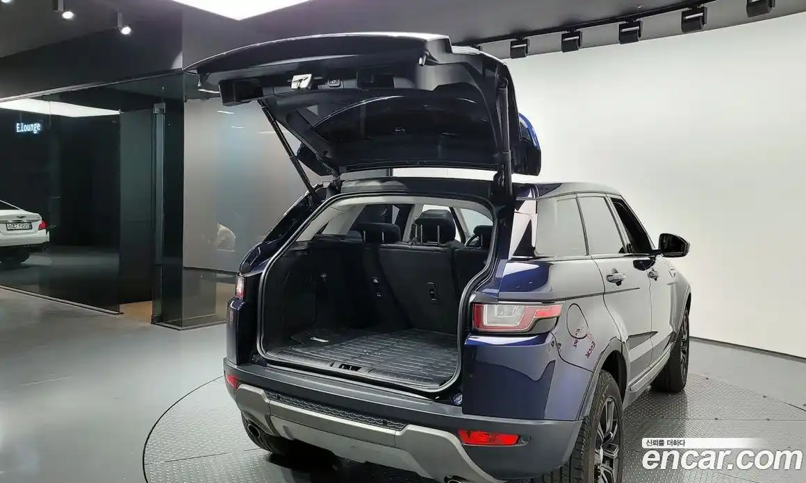 Land Rover Range-Rover Evoque 2018 2.0 гидро в Москве № 166429, фото 20