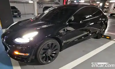 Tesla Model 3, 2022