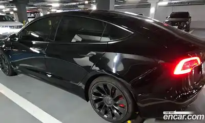 Tesla Model 3 2022 0.1 гидро в Москве № 167542, миниатюра 2