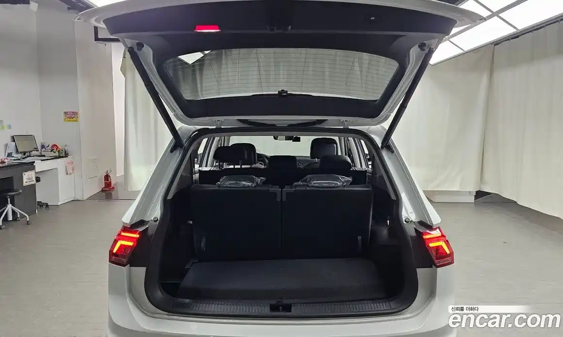 Volkswagen Tiguan 2022 2.0 гидро в Москве № 168489, фото 20