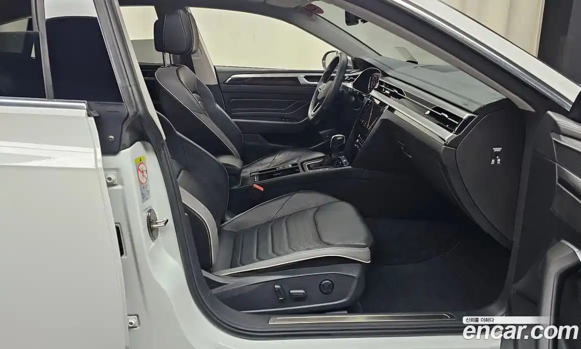 Volkswagen Arteon 2022 2.0 гидро в Москве № 168816, фото 11