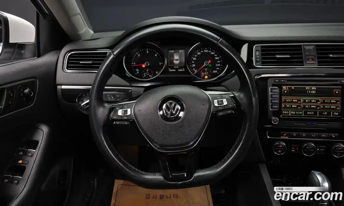 Volkswagen Jetta 2015 2.0 гидро в Москве № 169113, фото 13