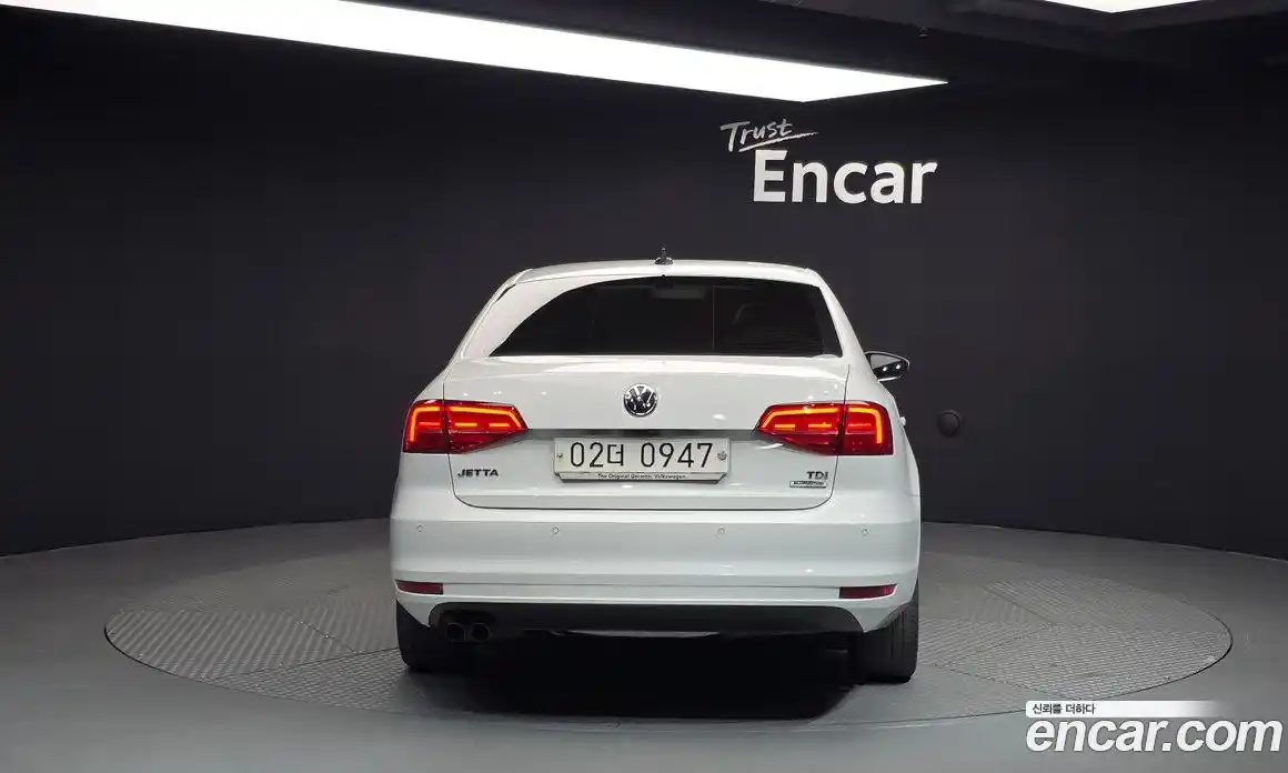 Volkswagen Jetta 2015 2.0 гидро в Москве № 169113, фото 4