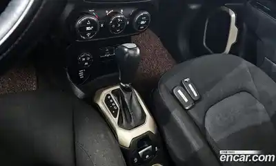 Jeep Renegade 2016 2.0 гидро в Москве № 169846, миниатюра 9