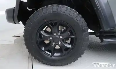Jeep Wrangler 2023 2.0 гидро в Москве № 169961, миниатюра 5