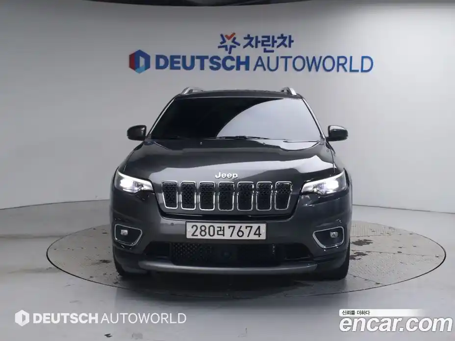 Jeep Cherokee 2020 2.4 гидро в Москве № 169981, фото 3