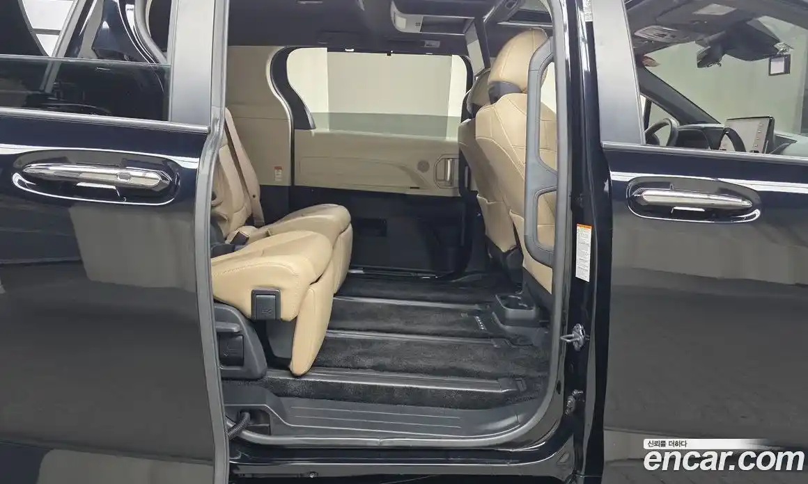 Toyota Sienna 2021 2.5 гидро в Москве № 170256, фото 12