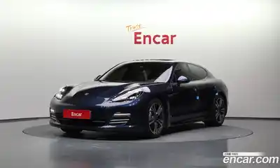 Porsche Panamera, 2012