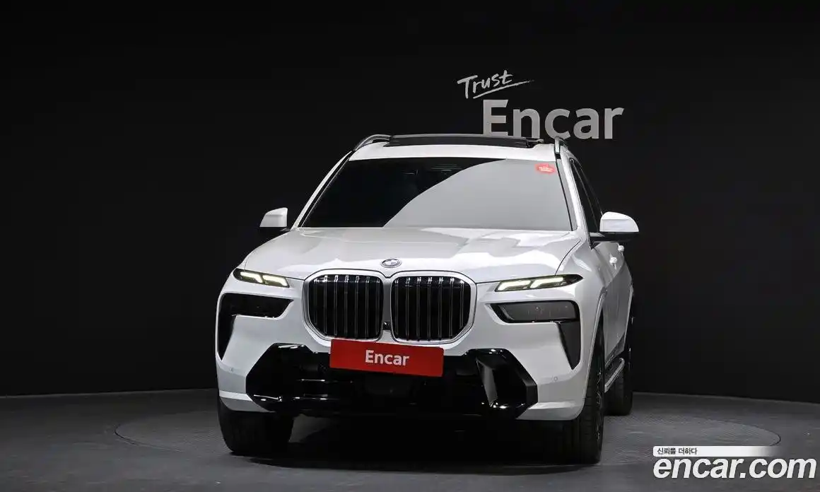 BMW X7 2025 3.0 гидро в Москве № 186962, фото 3