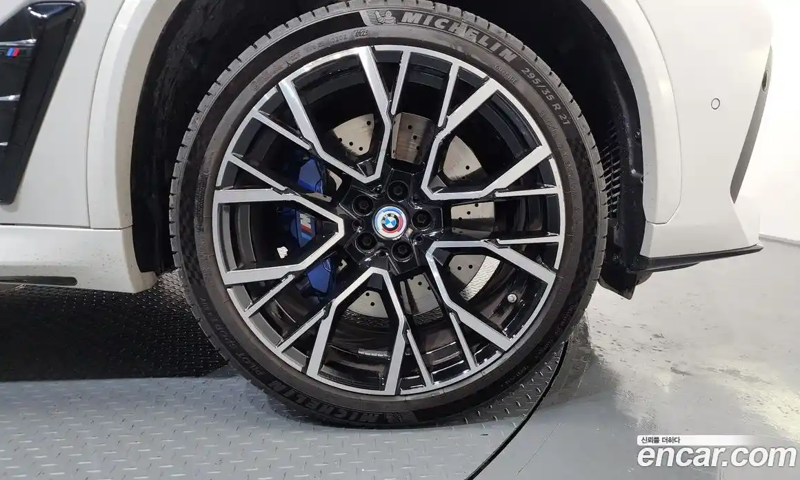 BMW X5M 2023 4.4 гидро в Москве № 191887, фото 4