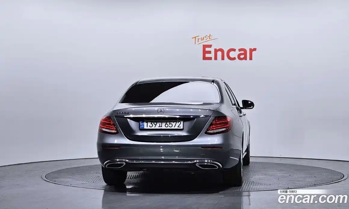 Mercedes-Benz E-Class 2017 1.9 гидро в Москве № 194497, фото 4
