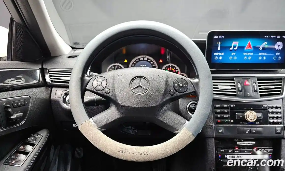Mercedes-Benz E-Class 2010 1.8 гидро в Москве № 194989, фото 13