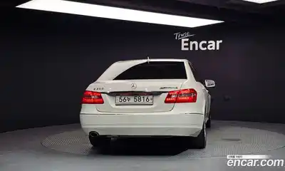 Mercedes-Benz E-Class 2010 1.8 гидро в Москве № 194989, миниатюра 4