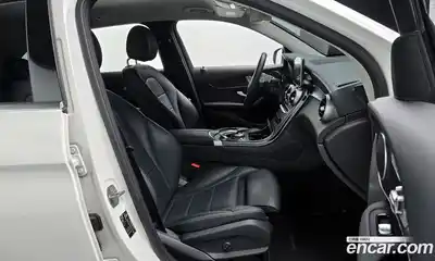 Mercedes-Benz GLC-Class 2019 2.0 гидро в Москве № 195023, миниатюра 10