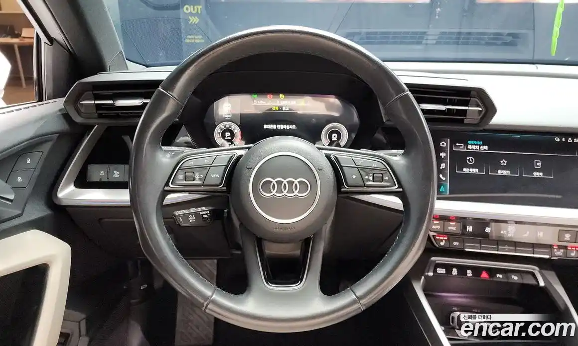 Audi A3 2024 2.0 гидро в Москве № 195290, фото 13