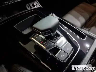 Audi Q5 2024 2.0 гидро в Москве № 196086, миниатюра 9