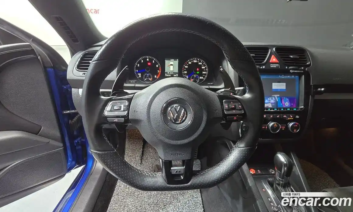 Volkswagen Scirocco 2013 2.0 гидро в Москве № 199121, фото 13
