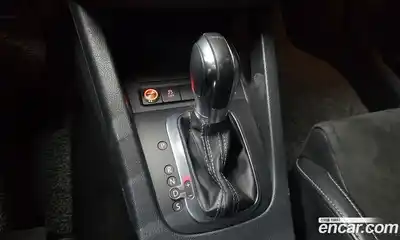 Volkswagen Scirocco 2013 2.0 гидро в Москве № 199121, миниатюра 9