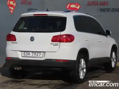 Volkswagen Tiguan 2015 2.0 гидро в Москве № 199347, миниатюра 3
