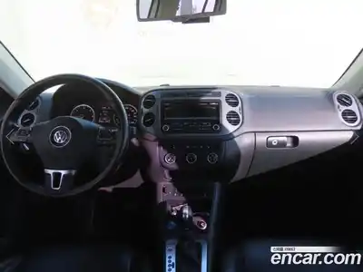 Volkswagen Tiguan 2015 2.0 гидро в Москве № 199347, миниатюра 7