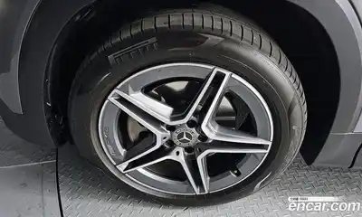 Mercedes-Benz GLB-Class 2022 2.0 гидро в Москве № 201112, миниатюра 5