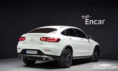 Mercedes-Benz GLC-Class 2023 2.0 гидро в Москве № 204115, миниатюра 2