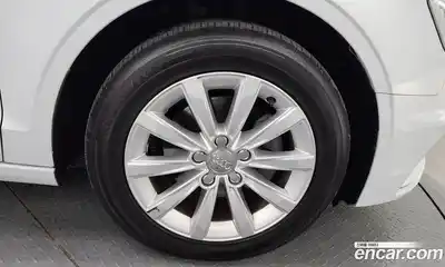 Audi A3 2015 1.6 гидро в Москве № 205914, миниатюра 5