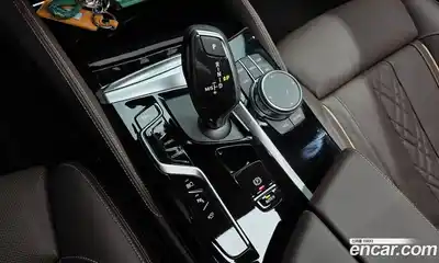 BMW 5-Series 2023 2.0 гидро в Москве № 211219, миниатюра 9