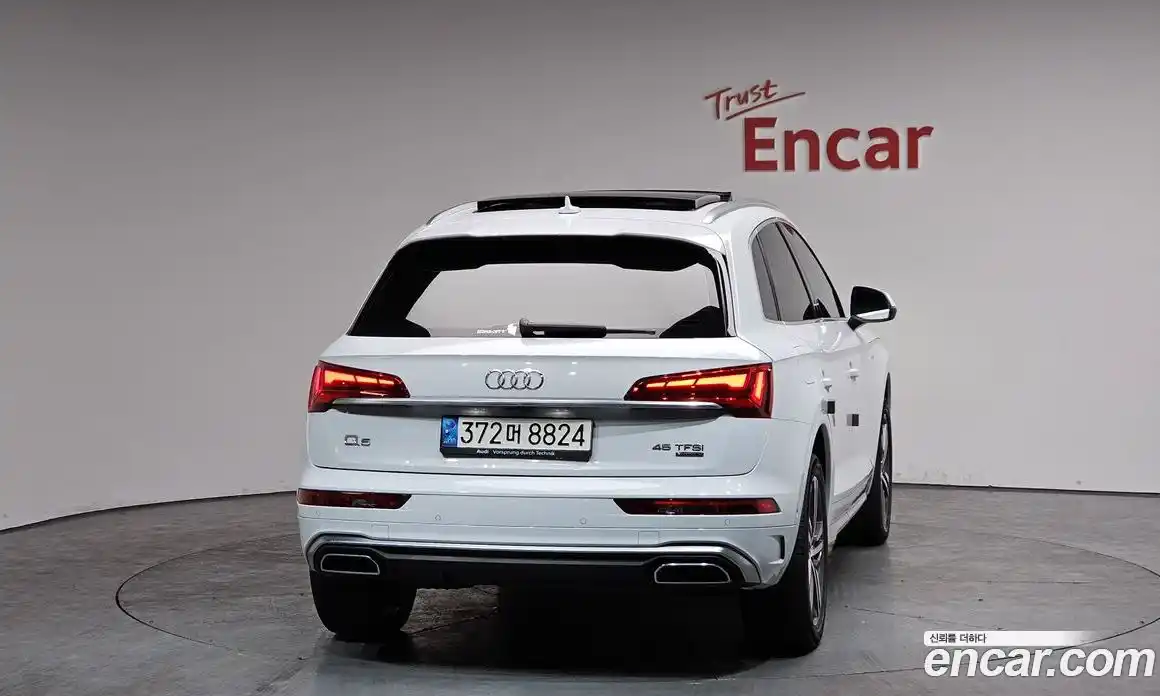 Audi Q5 2021 2.0 гидро в Москве № 212376, фото 3