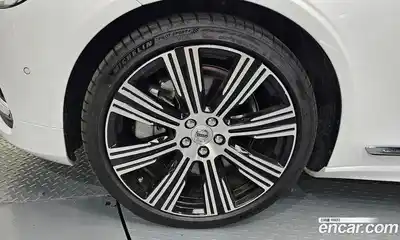 Volvo S90 2025 2.0 гидро в Москве № 212769, миниатюра 5